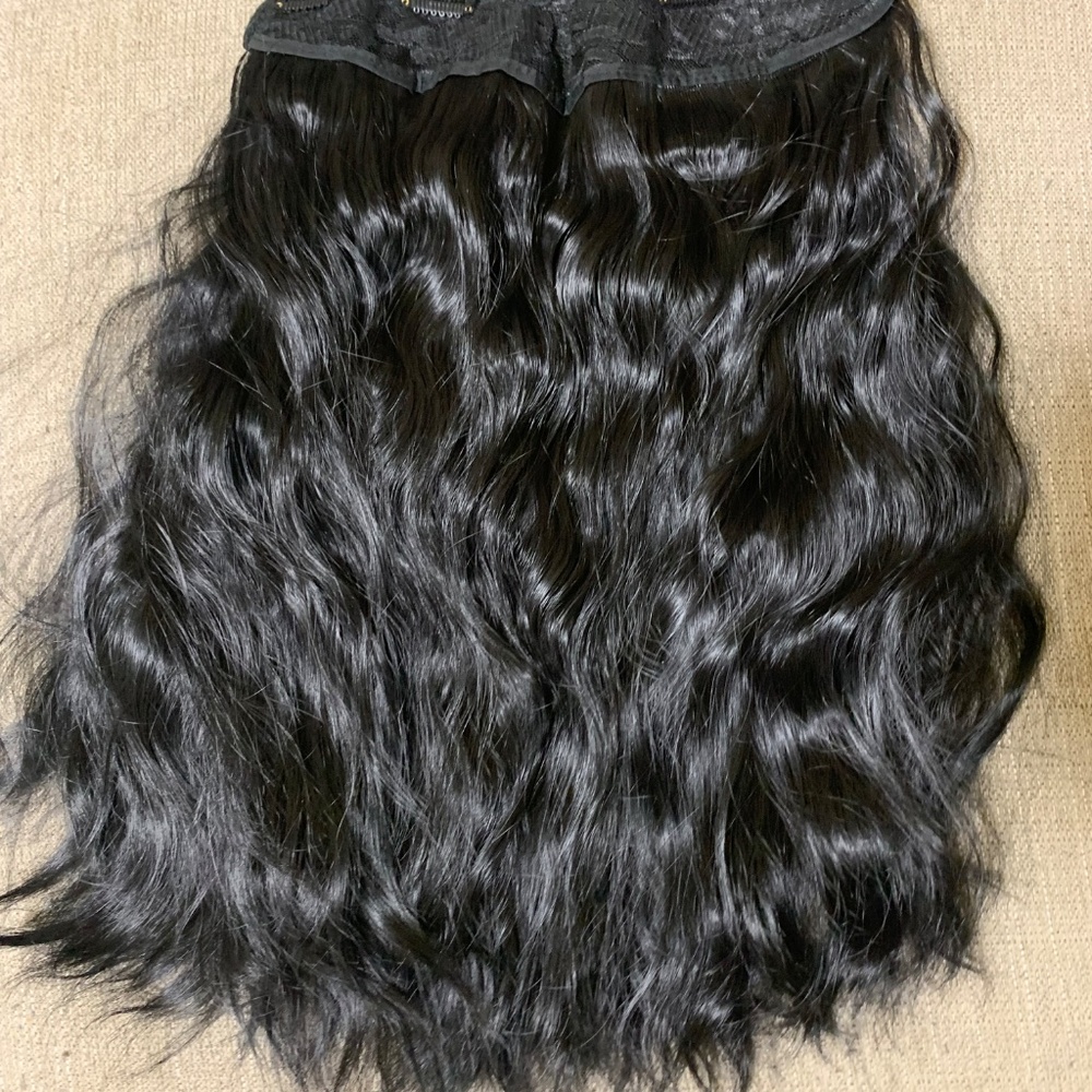 Hair extensions - Picture 2 of 3